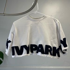 Cropped Ivy Park Shirt